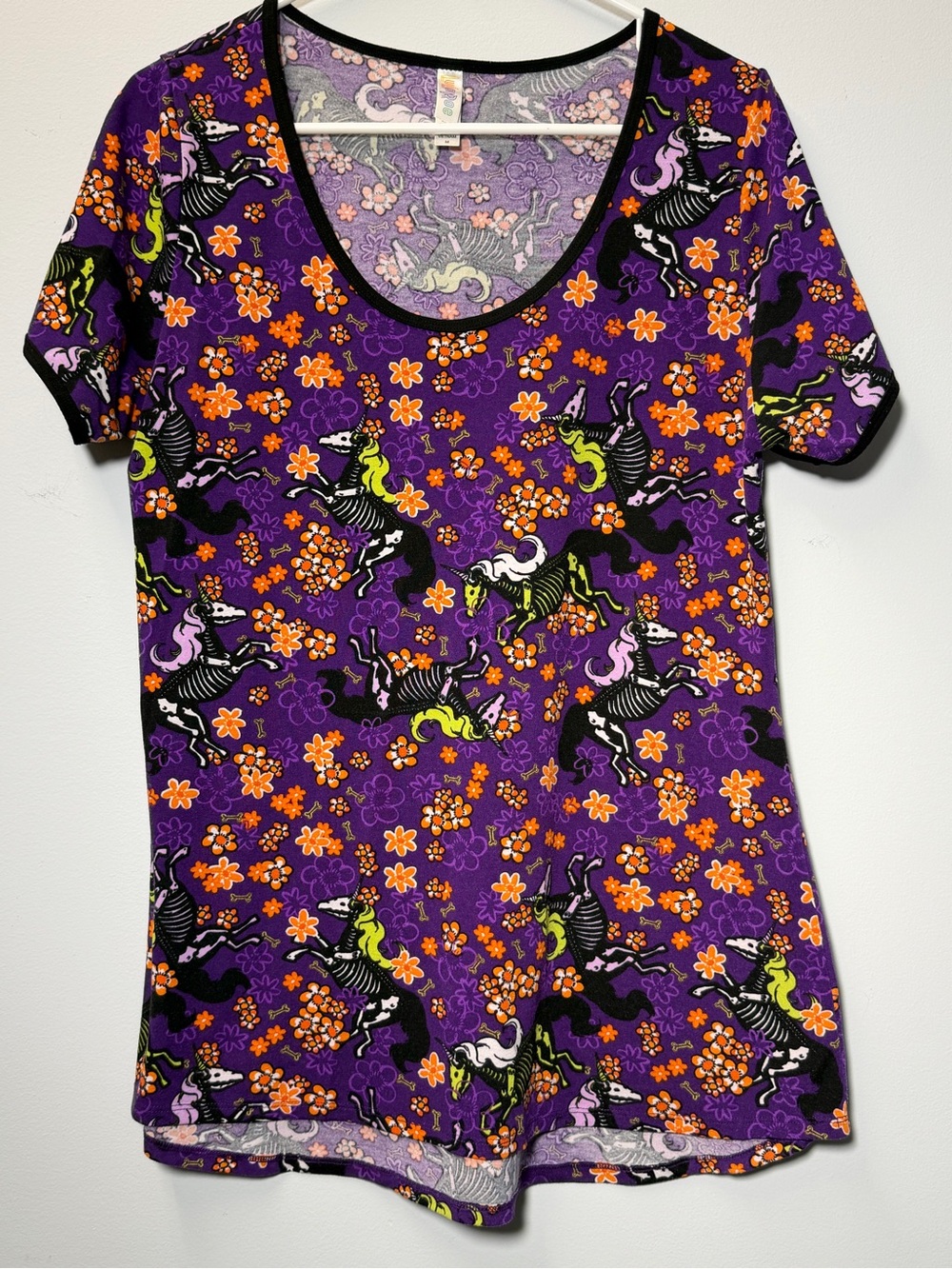 LuLaRoe Skelecorn Classic Tee M Purple Halloween Unicorn Skeleton Short Sleeve